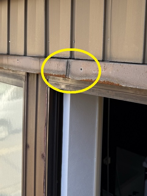 洗面所　雨漏り　現場調査　釘あな、隙間