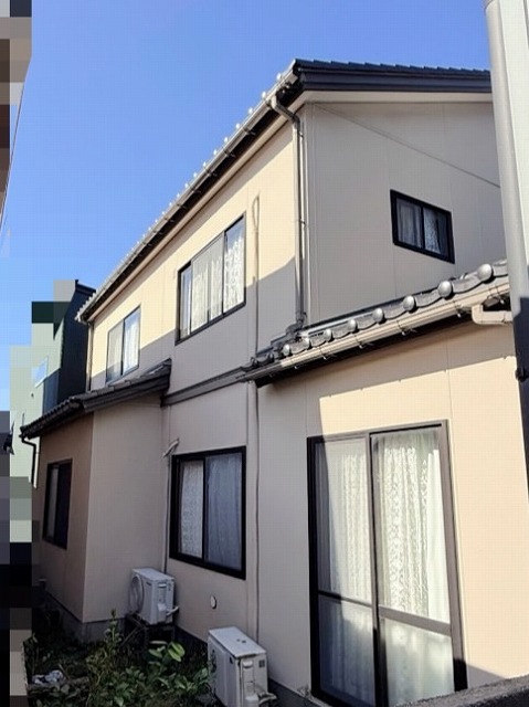 【金沢市】太陽光パネルのある瓦屋根、雪止め設置のご依頼！【現場調査】