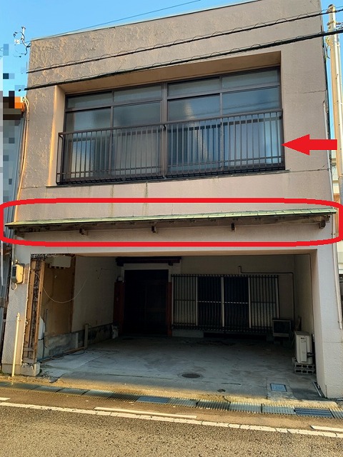 カバー工事　施工前　小屋根　手摺