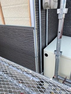 金属サイディングでカバー工事