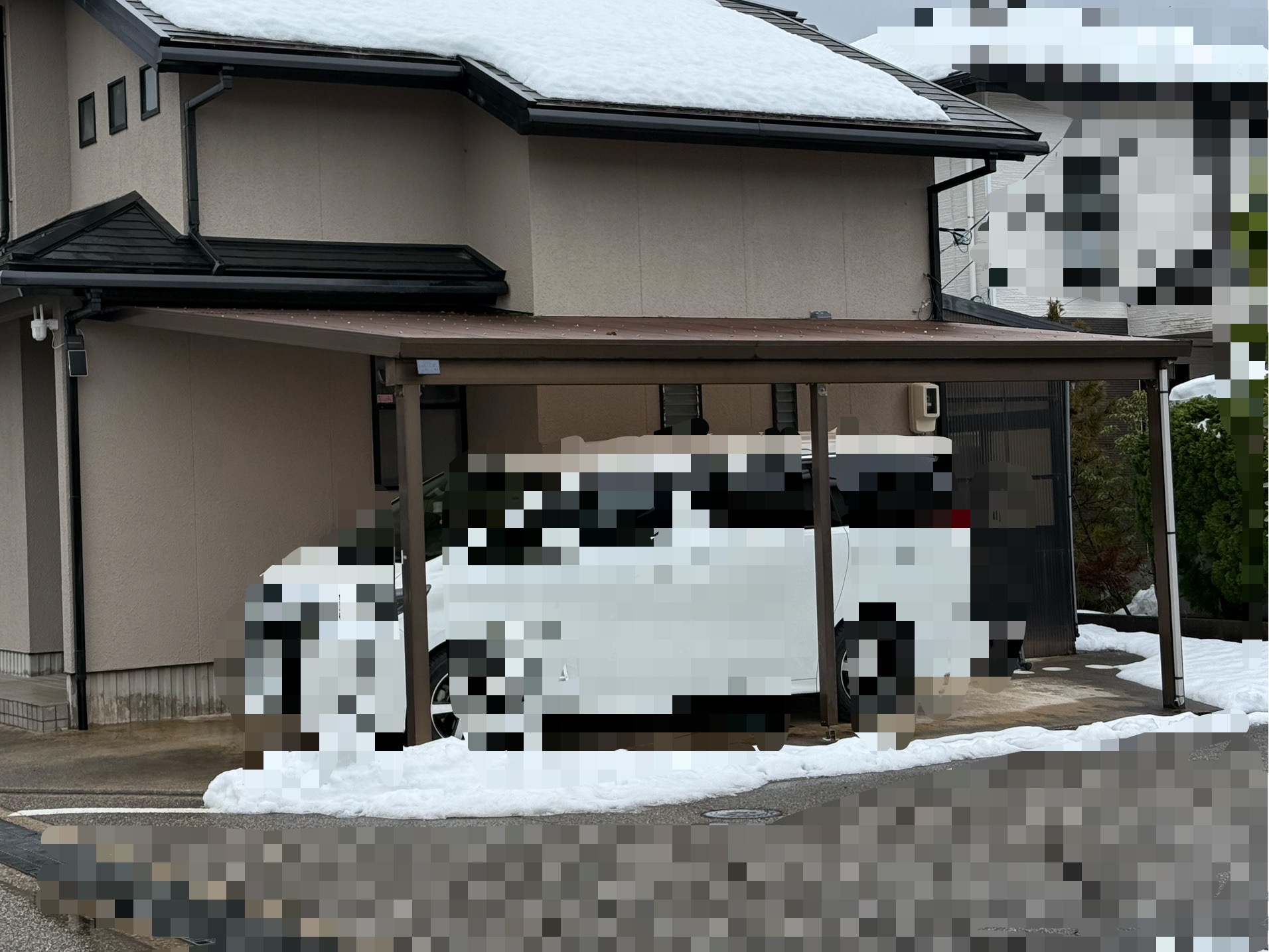 【津幡町】カーポート屋根の張り替え工事とカーポートの浮いている柱修理のご相談