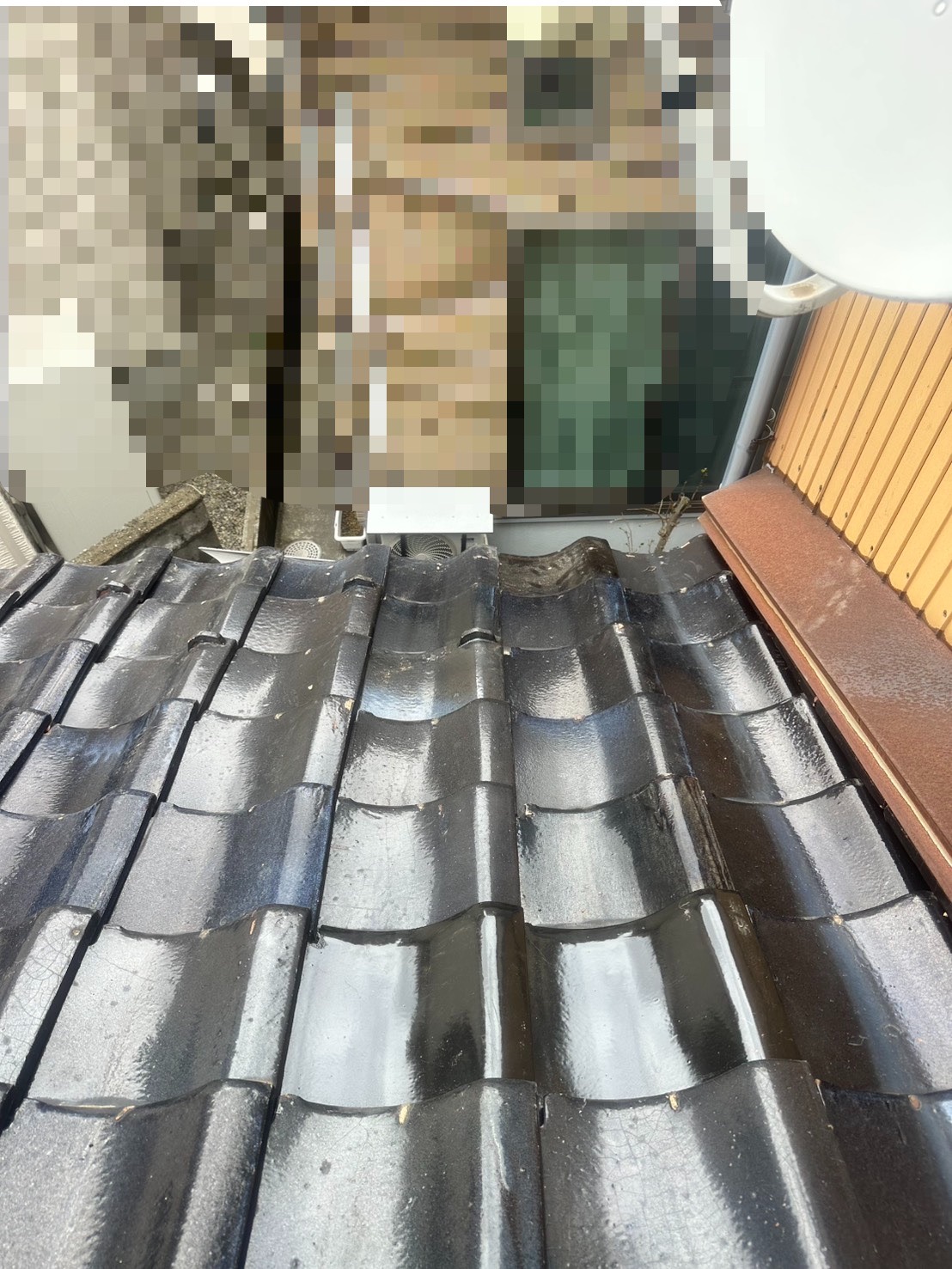 瓦桟に瓦をしっかり固定し、 ズレや飛散が起きないように丁寧に施工しました。