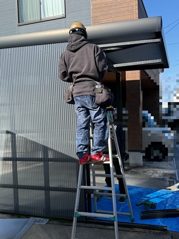 パネルの骨組みカット