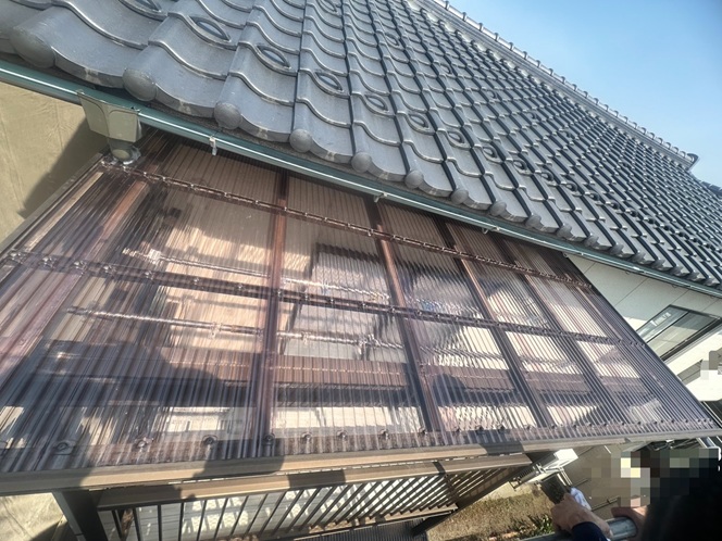 新しい波板設置