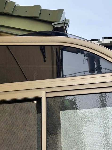 【金沢市】サンルーム屋根のパネルが浮いた！補修工事のご提案