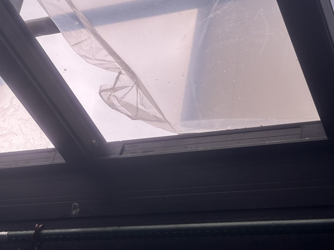 新しいパネル固定