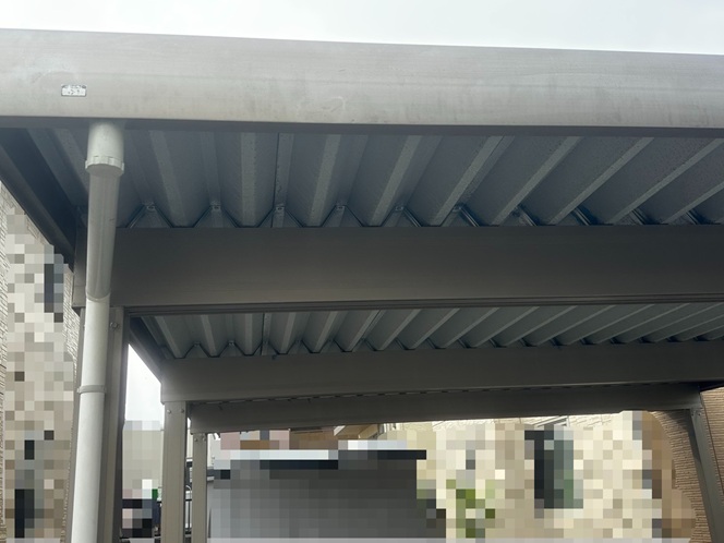 折板屋根タイトフレーム交換