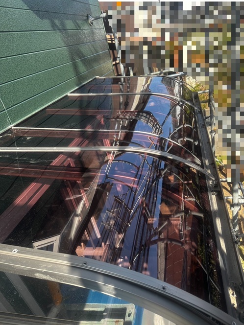 新しいパネルを置き、固定