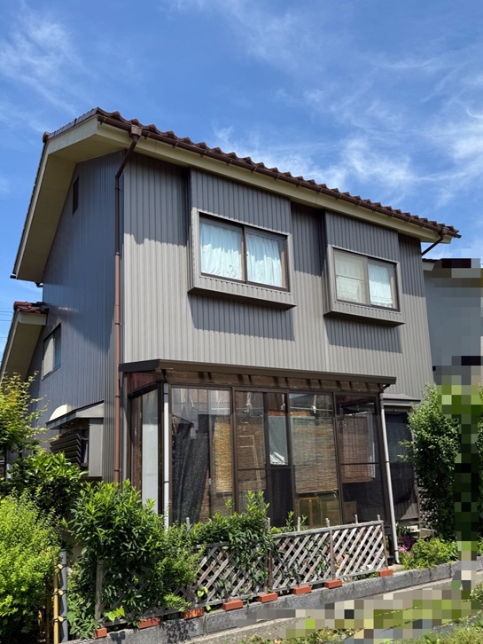 雨どいに目立つトラブルや不具合箇所はありませんでしたが、