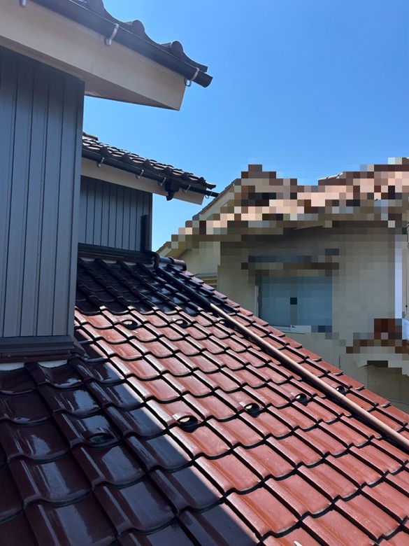 雨樋・雨どいの金具も全て新しいものへ交換しました✨