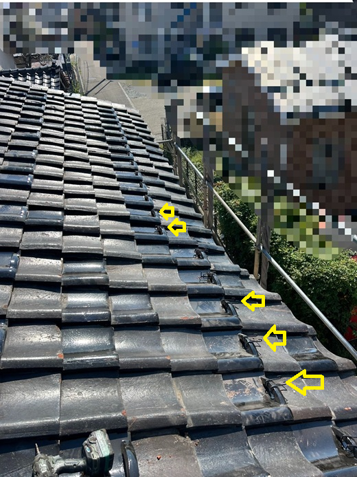 雪止め瓦に金具取付