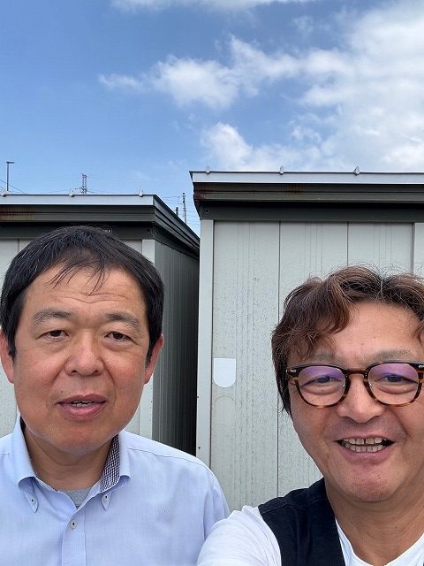 【白山市の企業様】物置屋根のカバー工事と笠木交換を実施した、担当者H様より施工後のご感想をいただきました