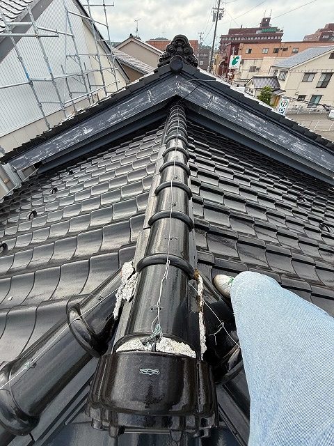 瓦　棟ズレ　漆喰剥がれ　棟積み直し　施工前　