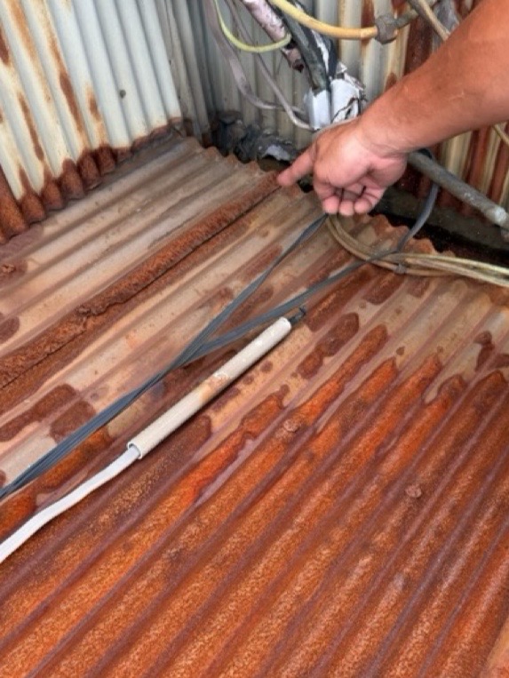 波トタン 屋根・パラペット・谷樋 葺き替え