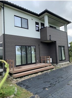 金属サイディングでカバー工事