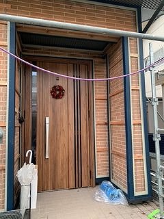 金沢市の皆様へ 外壁・軒天のリフォーム工事!軒天のカバー工事を実施